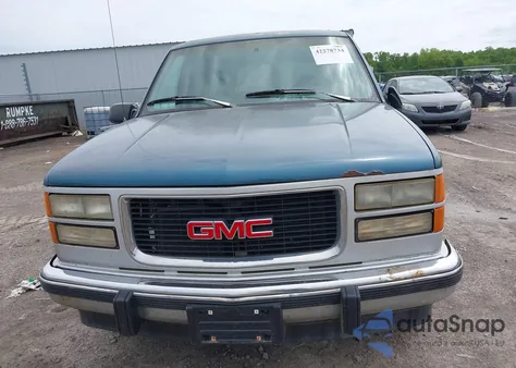 1994 GMC Suburban C1500 из США, поврежденный, VIN 1GKEC16K2RJ750376